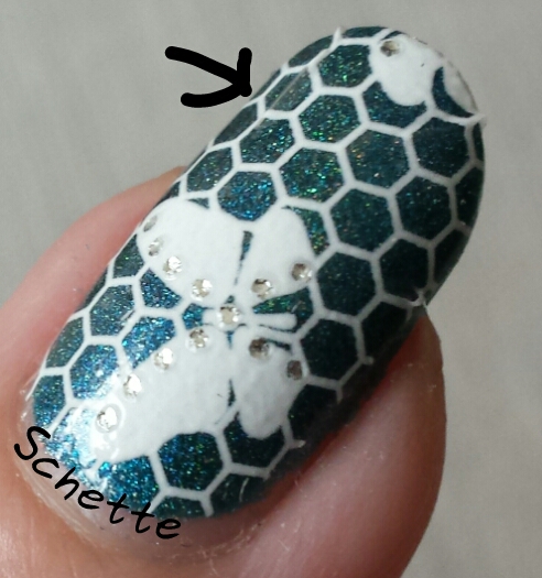 La revue d'un nail patch de chez Born Pretty Store