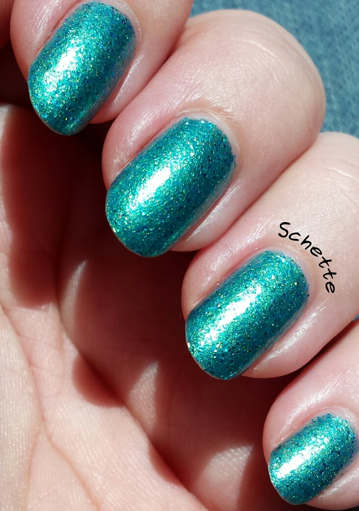 Le Vernis Alchemy Lacquer Mermaid Scales