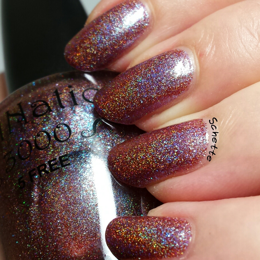NailNation 3000 - Caf au lait, enigmatic & holo, it's a holo state of mind, restless nights 