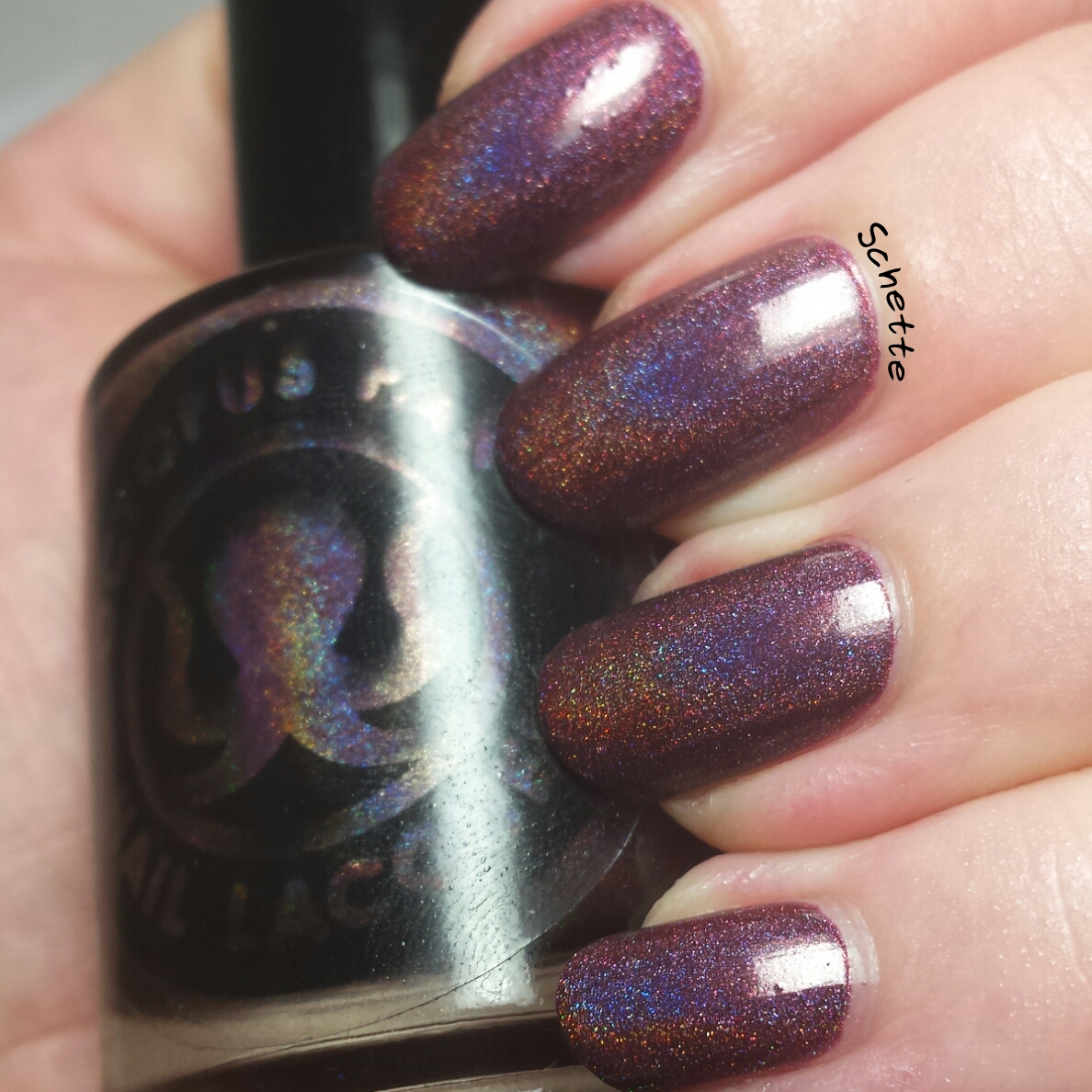 Les vernis Octopus Party Nail Lacquer Bleeding Tarts et EVIL LIVE!