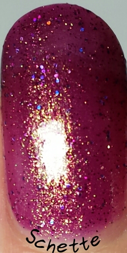 Les vernis Octopus Party Nail Lacquer Phantom et Witches get Stitches 