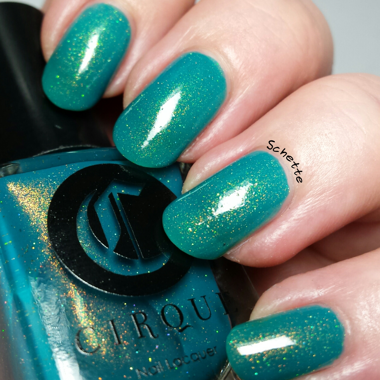 Les vernis Cirque Colors de la collection Kontiki : Midsummer Night, Thicker Than Water, Dear Dahlia