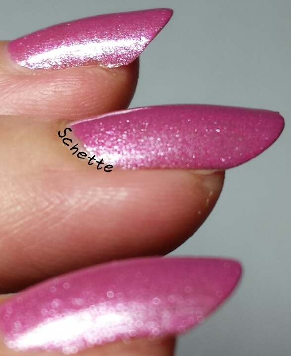 Le vernis Eat Sleep Polish Cream in my soda