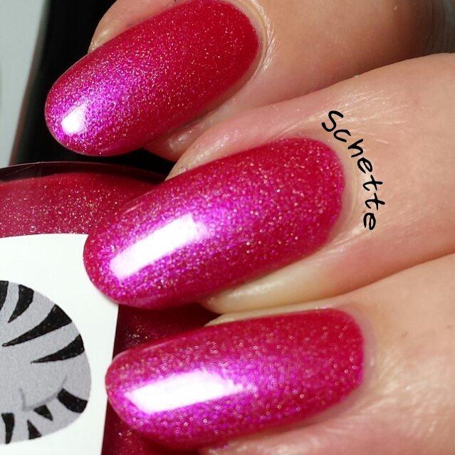 Le vernis Eat Sleep Polish Schette in the skies