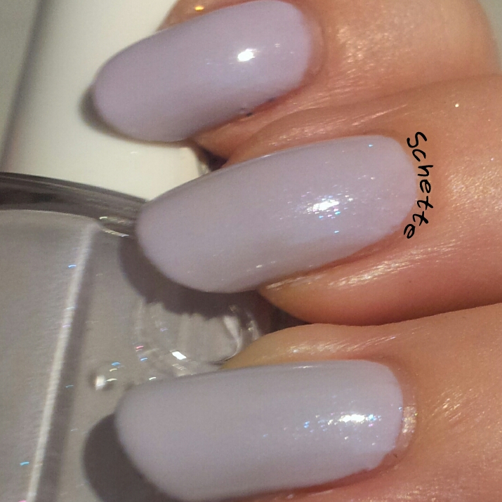 Les vernis Essie To buy or not to buy, Demure Vixen, Damsel in a dress