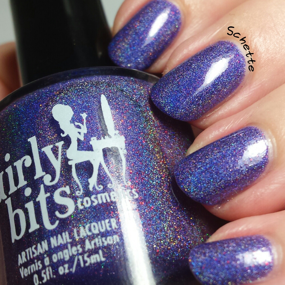 Les vernis Girly Bits Too hot for pants et Protect your Girly Bits