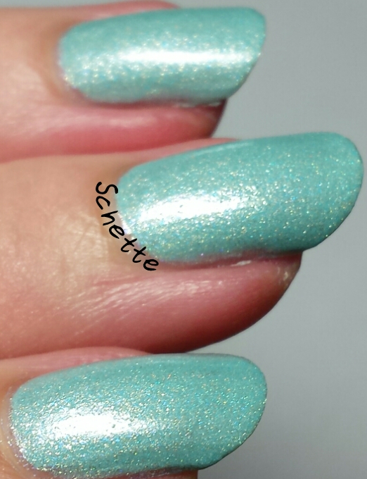 Les vernis exclusifs Dazzled - Lilypad Young and Beautiful et Lost in Paradise