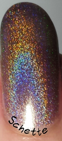 Le vernis Pretty Jelly Petrichor