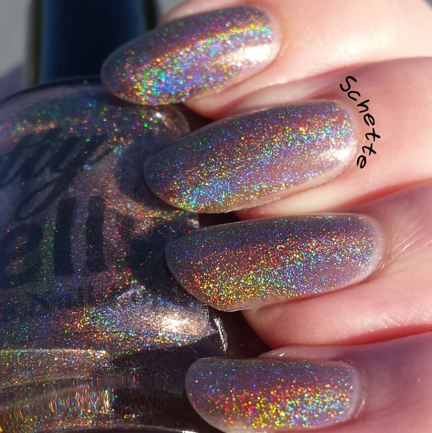 Le vernis Pretty Jelly Petrichor