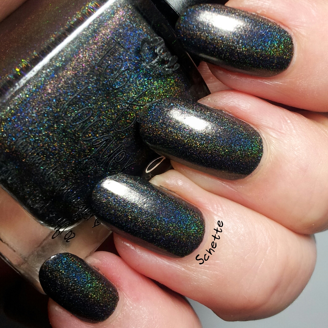 Le vernis Too Fancy Lacquer Come to the dark side