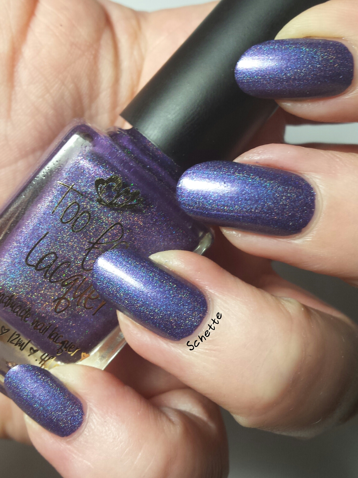 Le vernis Too Fancy Lacquer Mesmerized