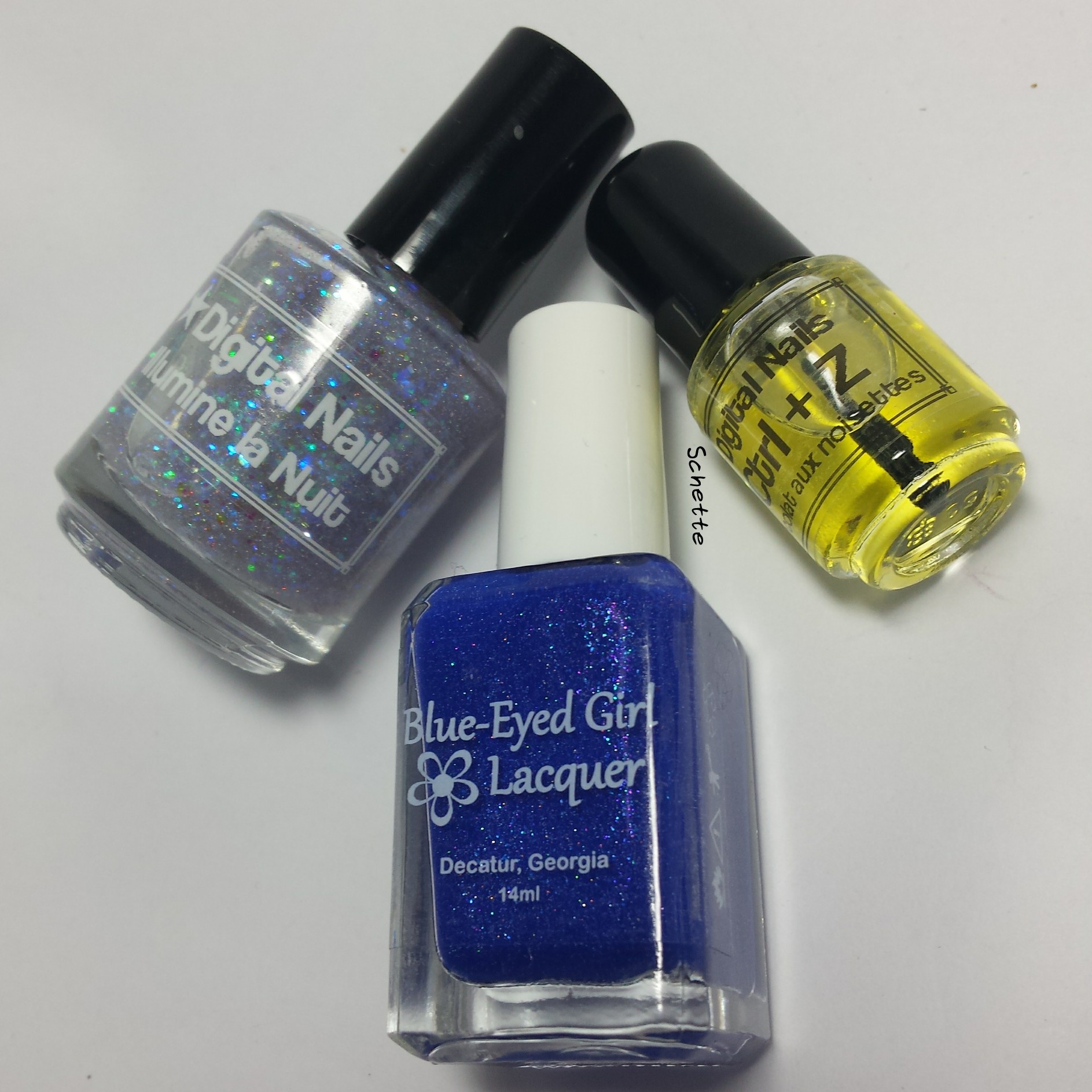 Blue Eyed Girl : November Destination Duo with Digital Nails