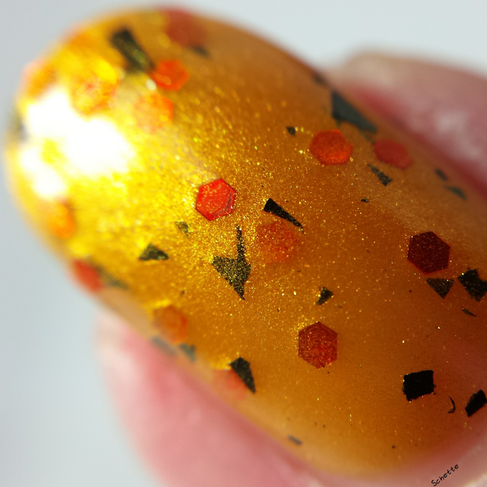 Nail Hoot : Jeepers Creepers
