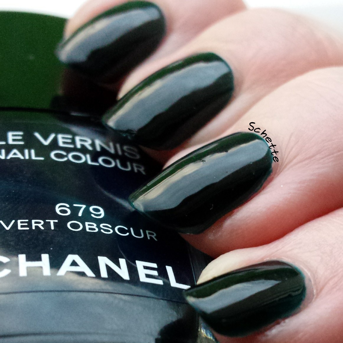 Chanel : Vert Obscur