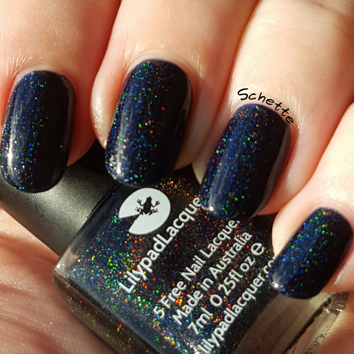 Lilypad Lacquer: Nero