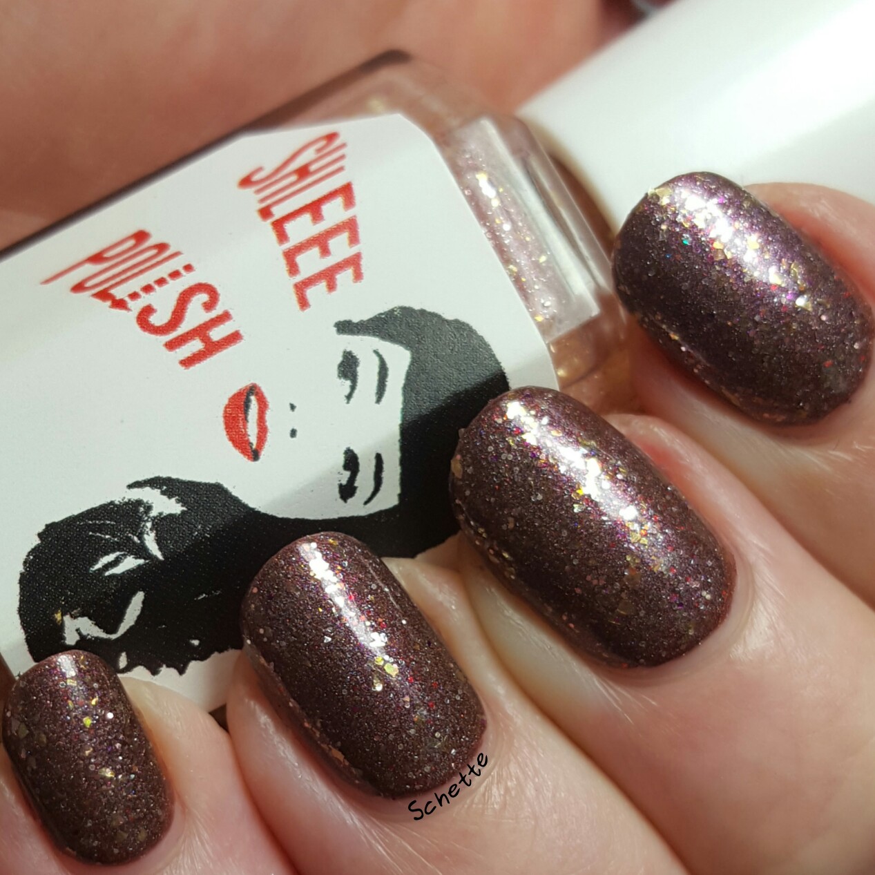 Shleee Polish : Sample 2, the falling king