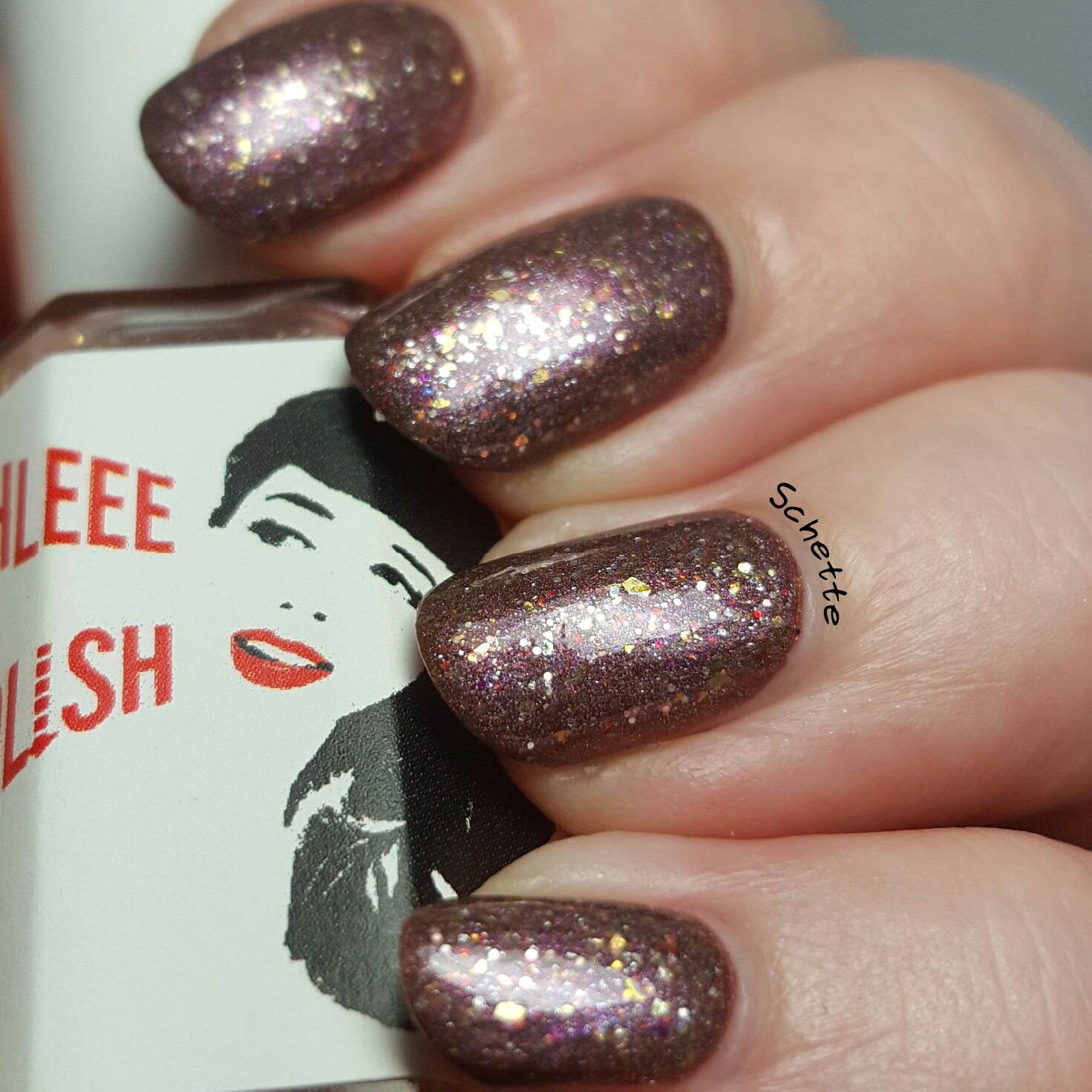 Shleee Polish : Sample 2, the falling king